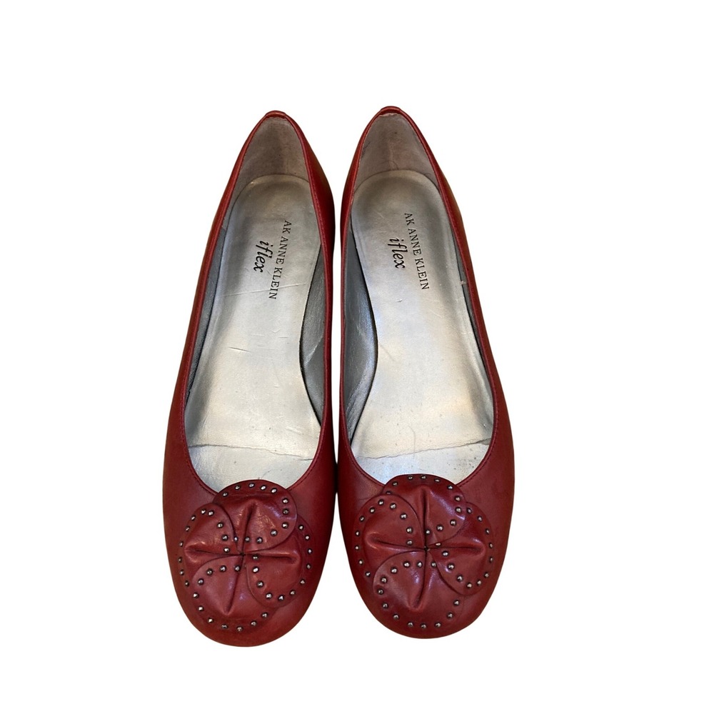 AK Anne Klein iFlex‎ Maaylen Red Leather Rosette Studded Ballet Flats Womens 7M